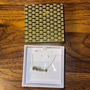 Michael Kors chain and necklace set